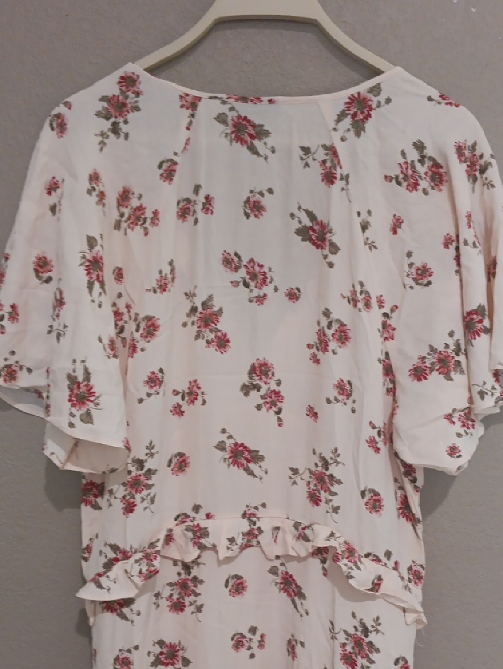 Vici White Dress with Pink and Cream Floral Print - Picture 5 of 7